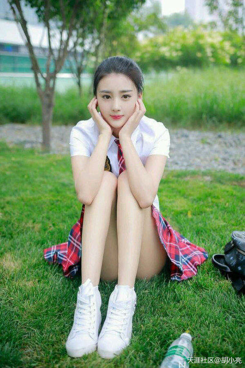 西甲裁判使用AI语义标注提升异地裁判员协调能力，意甲裁判服赞助商