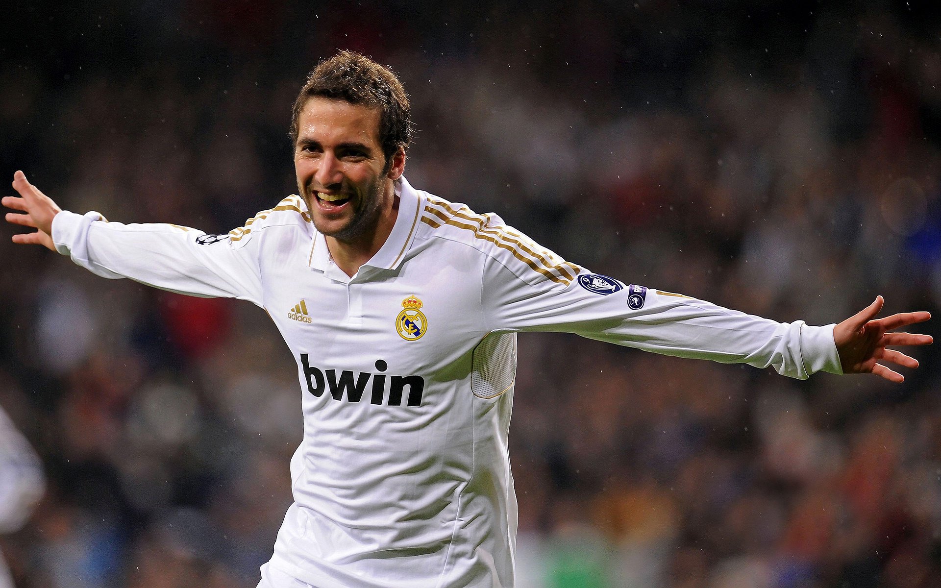 库里晒家庭训练日常强调陪伴重要，库里训练视频基础动作