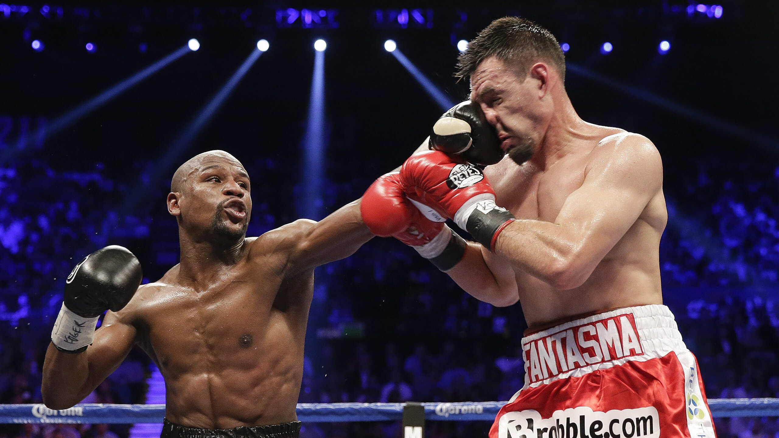 张雨霏亮相广告大片展现青春活力，张雨霏霸气回应